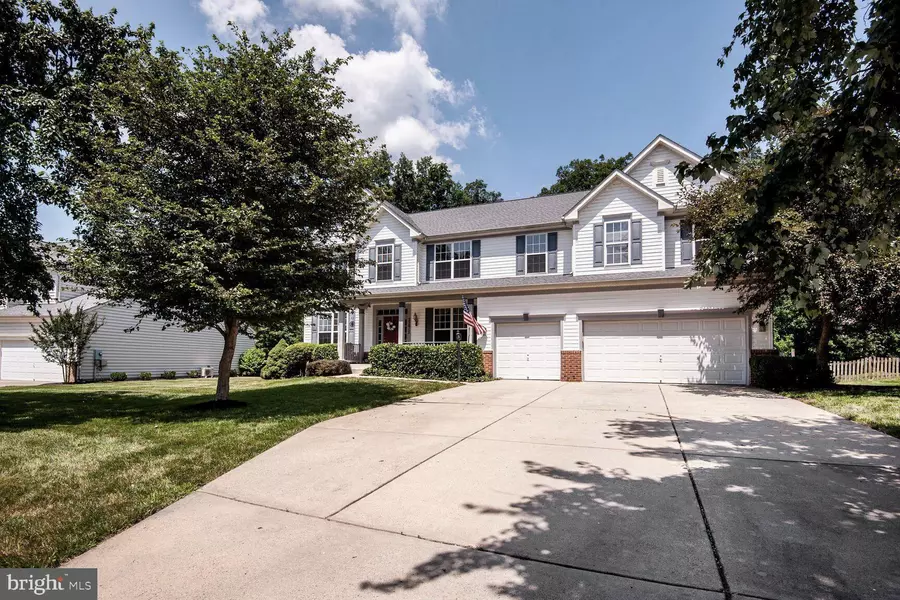 25817 SPRING FARM CIR, Chantilly, VA 20152