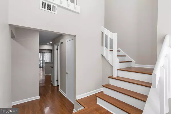 Mount Laurel, NJ 08054,25 VIBURNUM LN