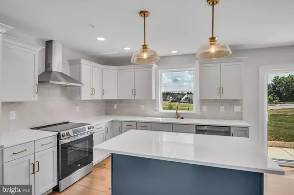 Annville, PA 17003,105 CANDLER WAY #045