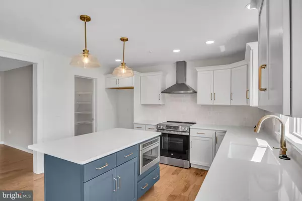 Annville, PA 17003,105 CANDLER WAY #045