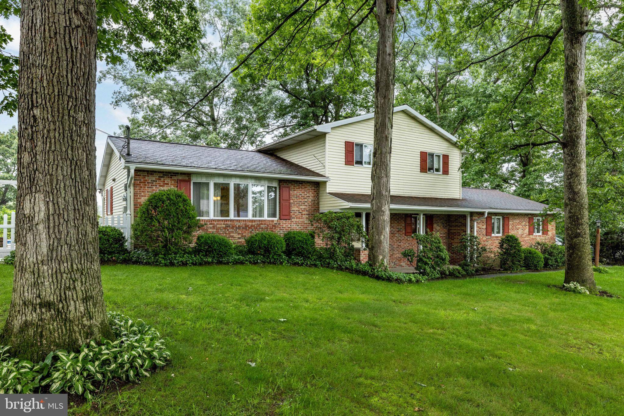Sunbury, PA 17801,1056 WOODLAND DR