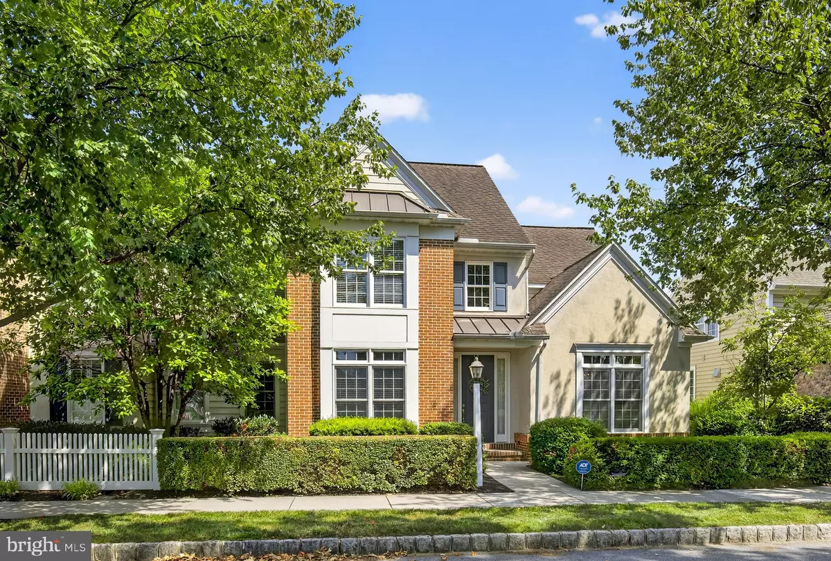 Lancaster, PA 17601,1453 GRASSY WAY