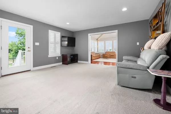 Telford, PA 18969,694 RIDGE RD