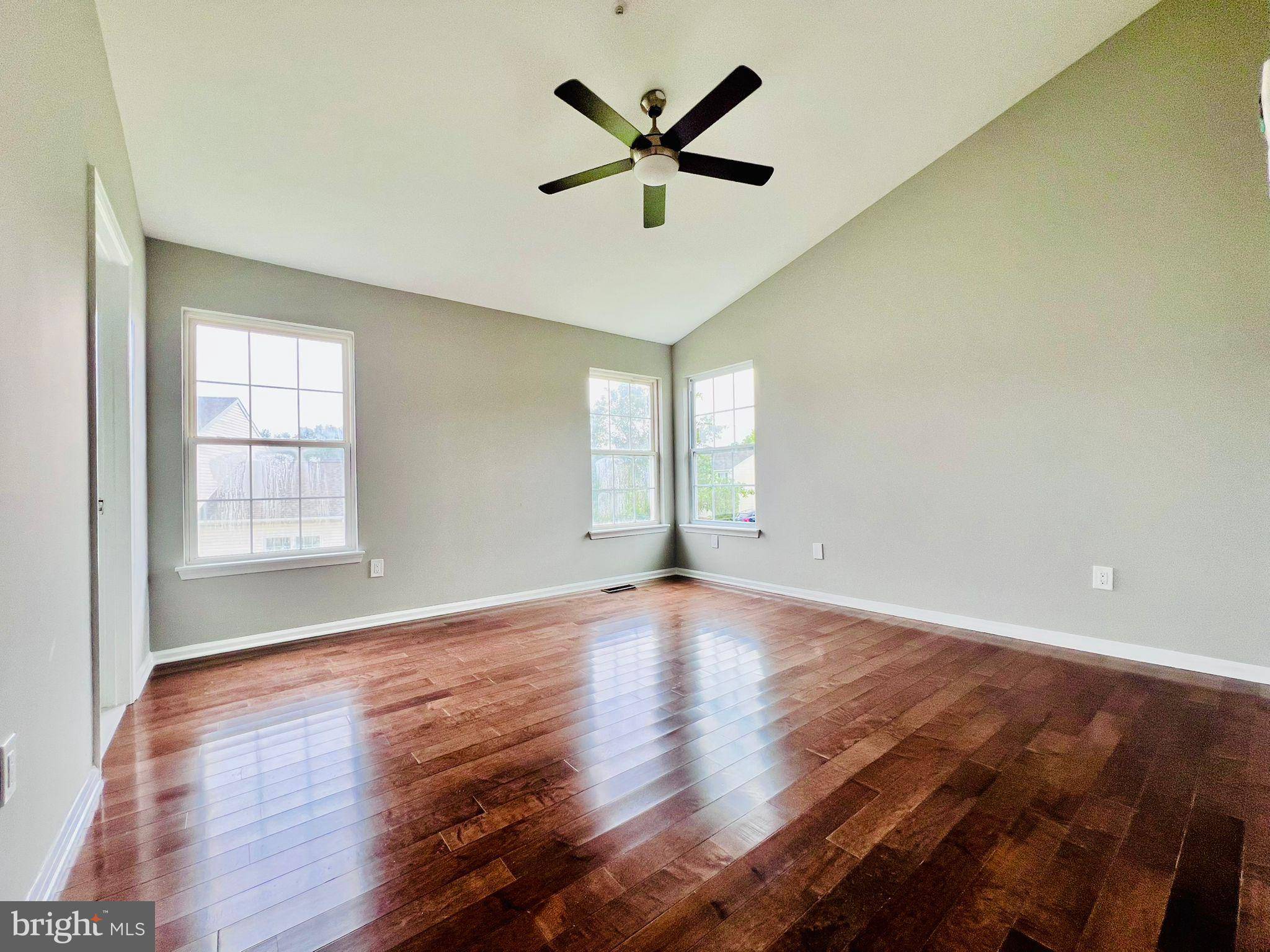 District Heights, MD 20747,8407 LENASKIN LN