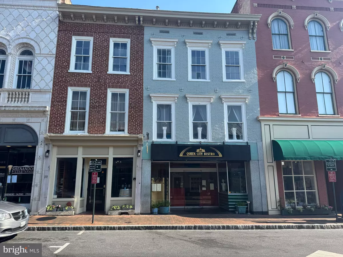 Staunton, VA 24401,23 E BEVERLEY ST
