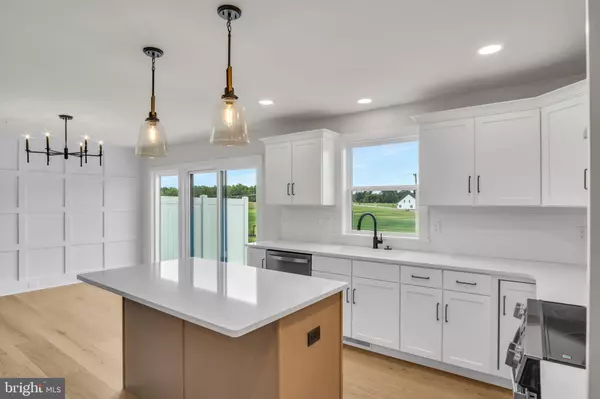 Annville, PA 17003,107 CANDLER WAY #046