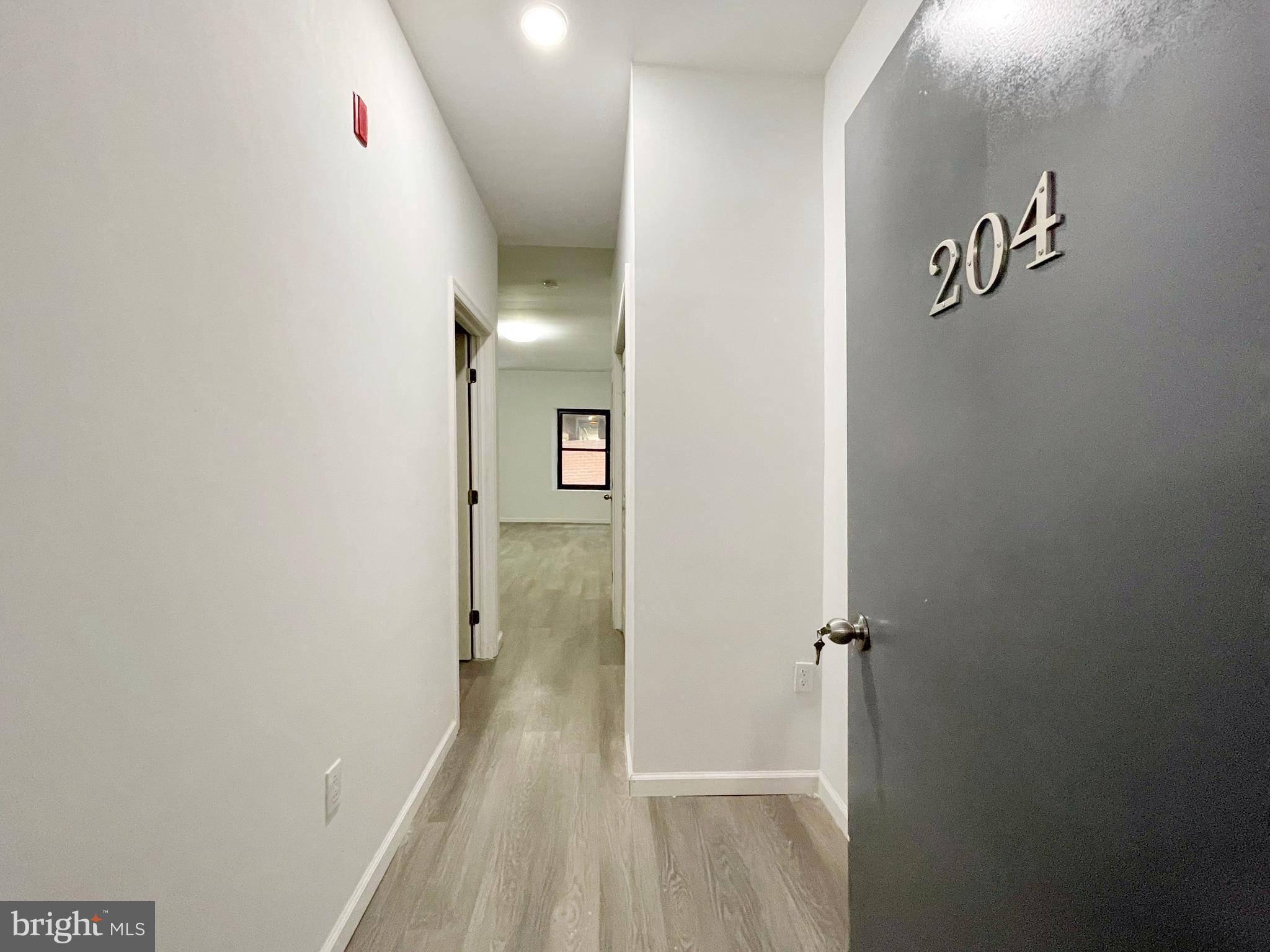 Philadelphia, PA 19106,120 CHESTNUT ST #204