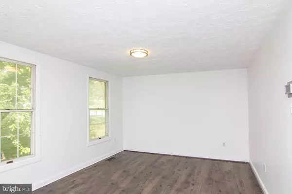 Westminster, MD 21157,89 HOOK RD