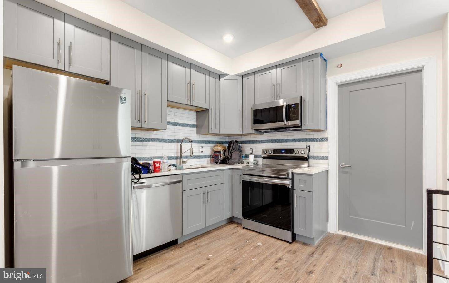 511 GORGAS LN #B (REAR), Philadelphia, PA 19128