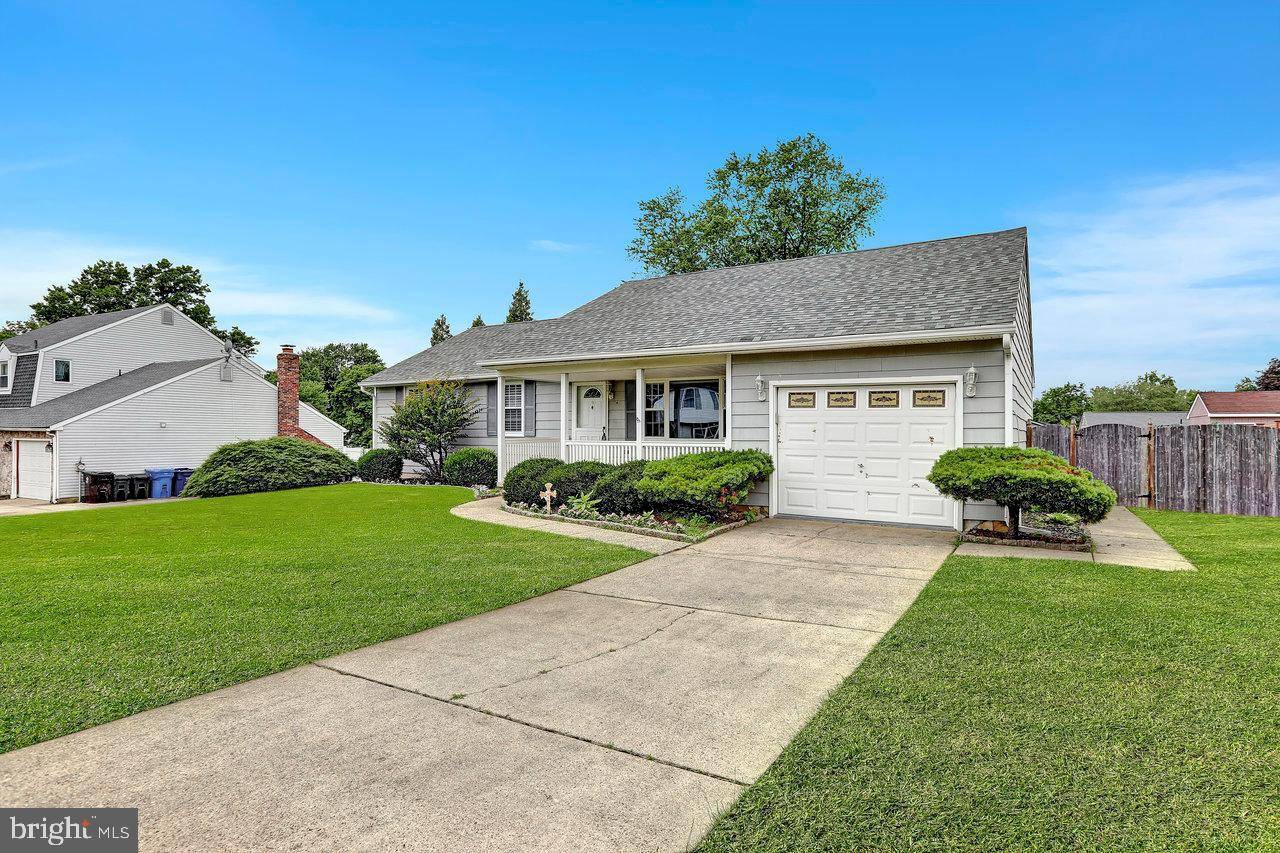 Delran, NJ 08075,114 PELHAM RD