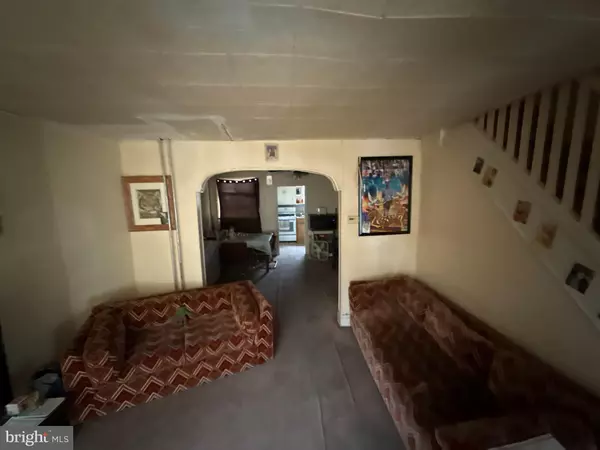 Baltimore, MD 21223,2853 W MULBERRY ST