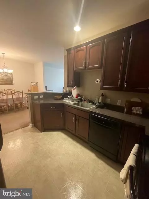 Williamstown, NJ 08094,103 RAPHAEL CT