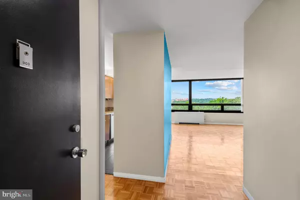 Baltimore, MD 21218,4000 N CHARLES ST #903