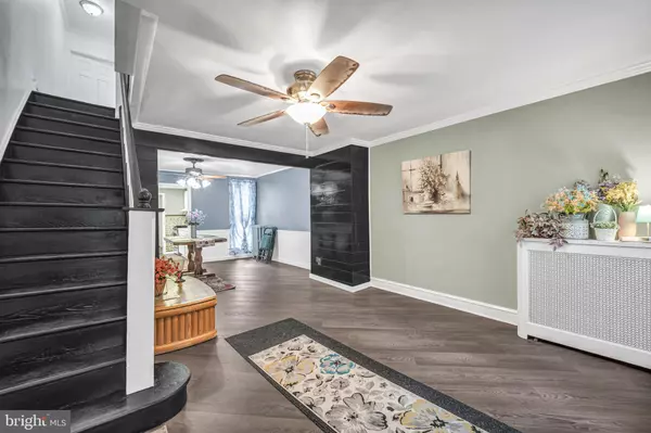 Philadelphia, PA 19135,6370 MARSDEN ST