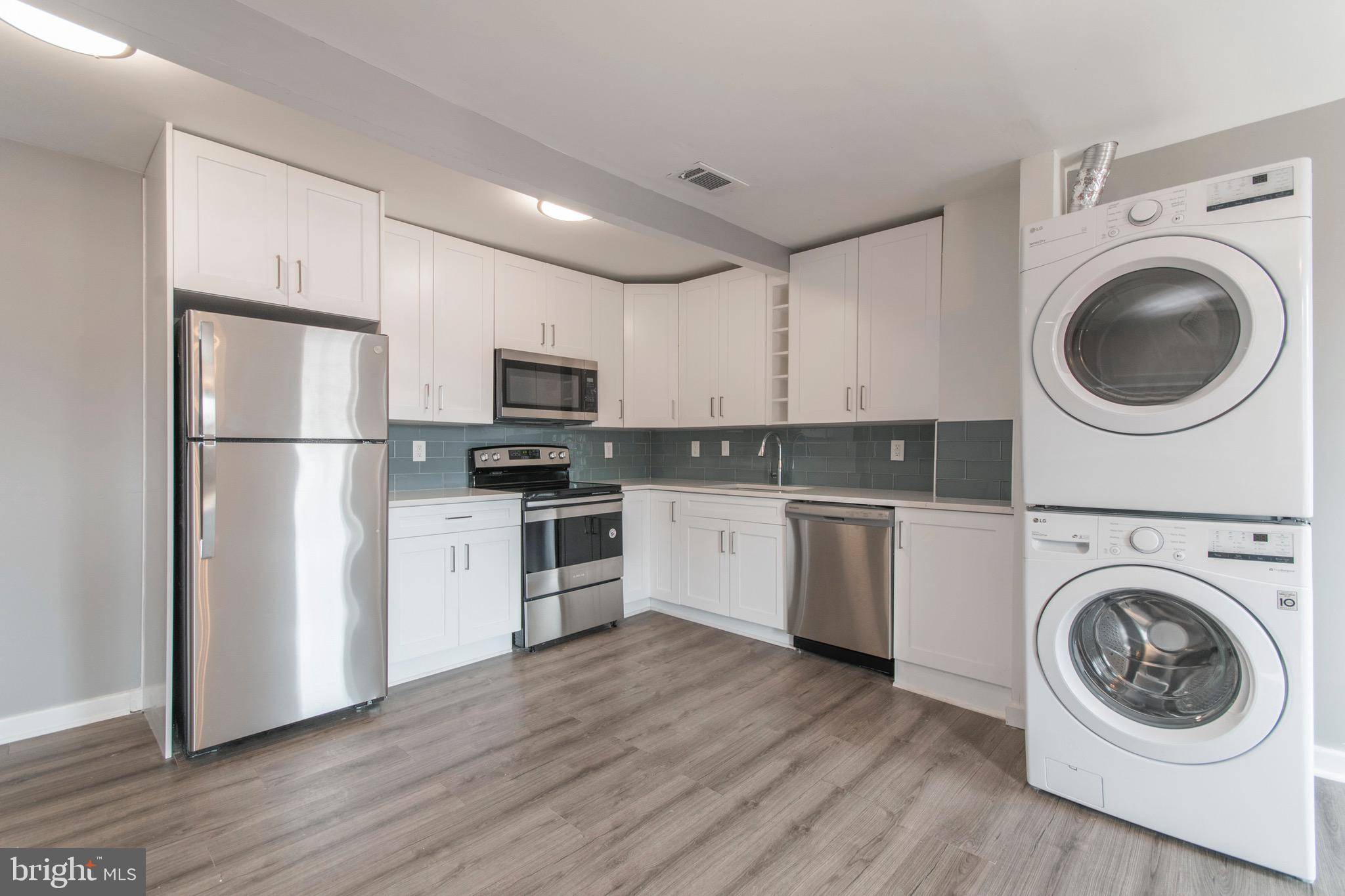 515 W GIRARD AVE #3F, Philadelphia, PA 19123