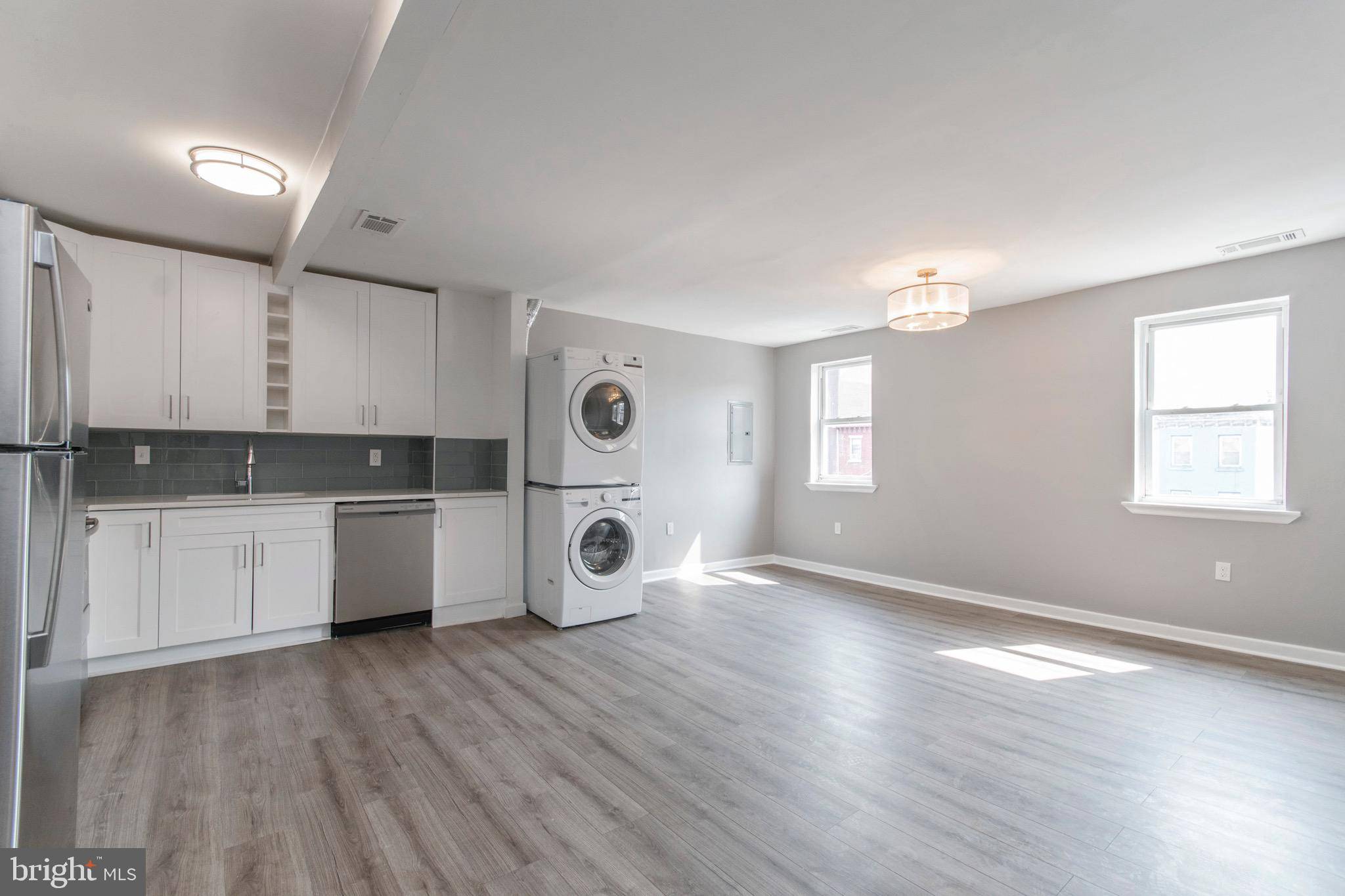 Philadelphia, PA 19123,515 W GIRARD AVE #3F