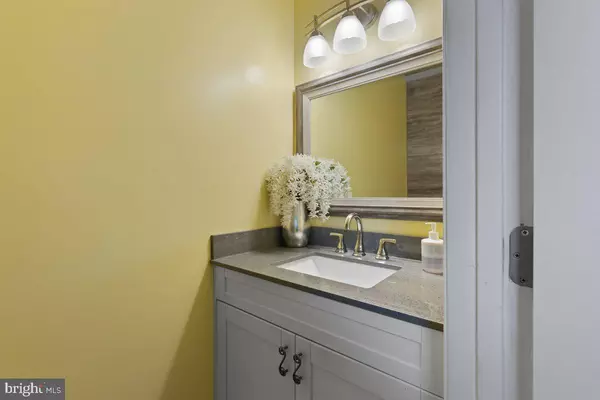 Manassas, VA 20109,11163 SOLDIERS CT