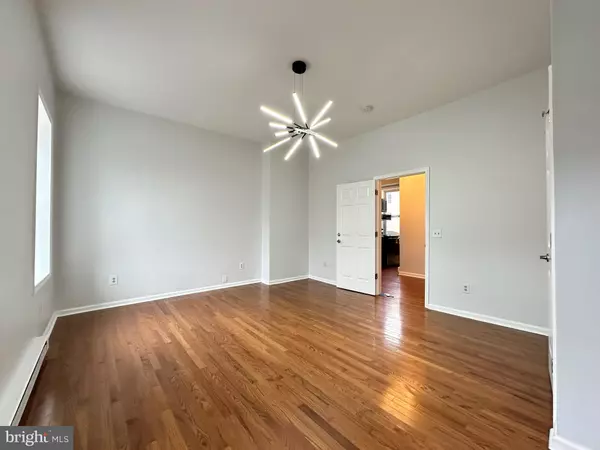 Philadelphia, PA 19121,1732 W MASTER ST #2B