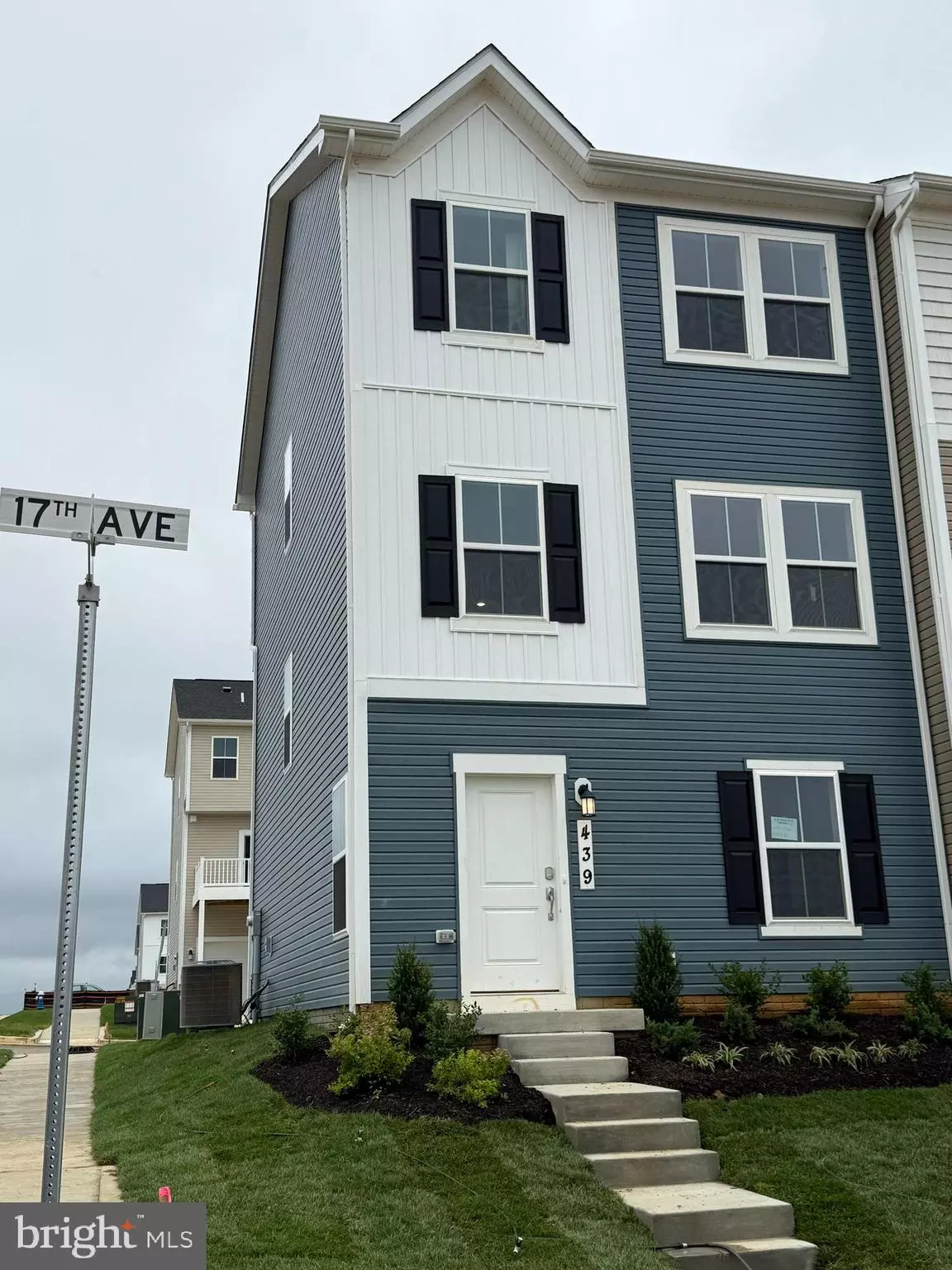 Ranson, WV 25438,439 17TH AVE #HARRIETT LOT 85