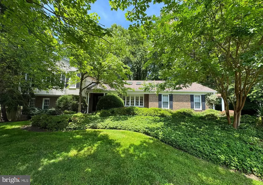 16717 CUTLASS DR, Rockville, MD 20853