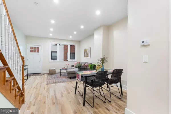 Philadelphia, PA 19145,2231 S OPAL ST