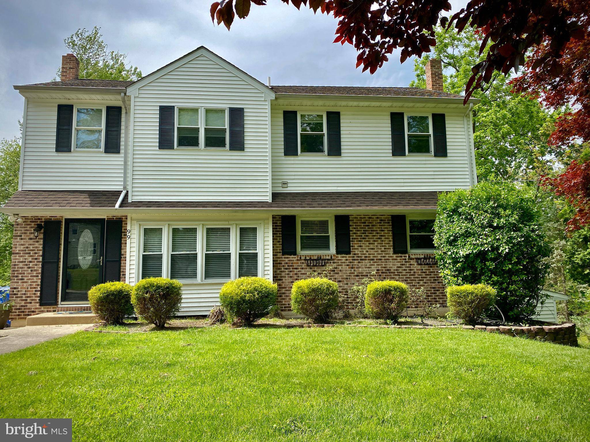 Moorestown, NJ 08057,99 IVY AVE