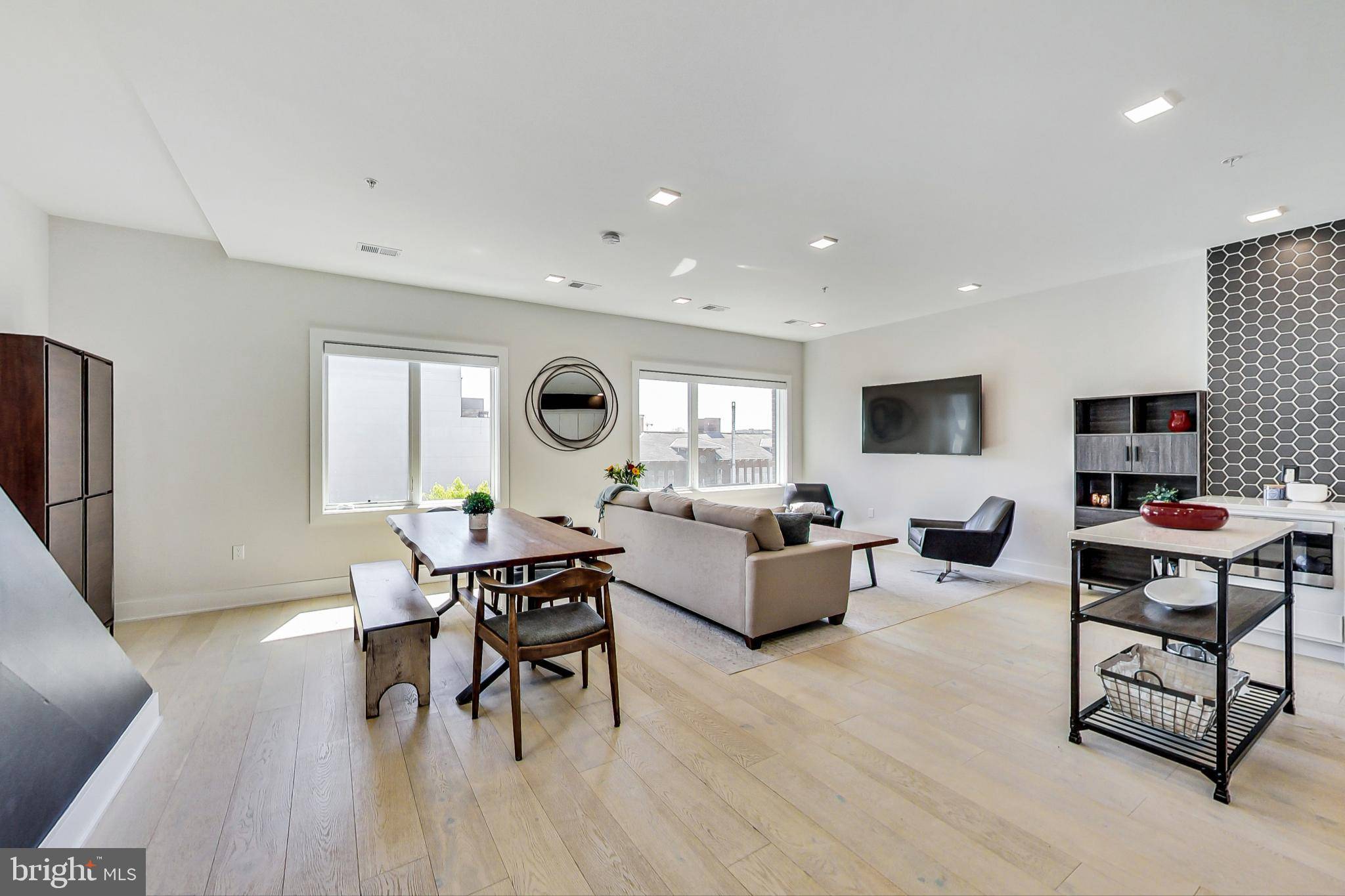 Washington, DC 20002,1532 N CAPITOL NW #402