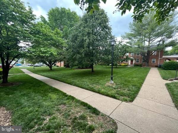 Arlington, VA 22201,2803 ARLINGTON BLVD #130