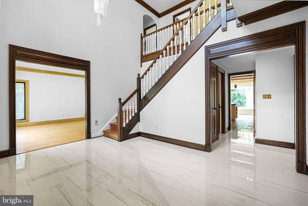 Potomac, MD 20854,8901 IRON GATE CT