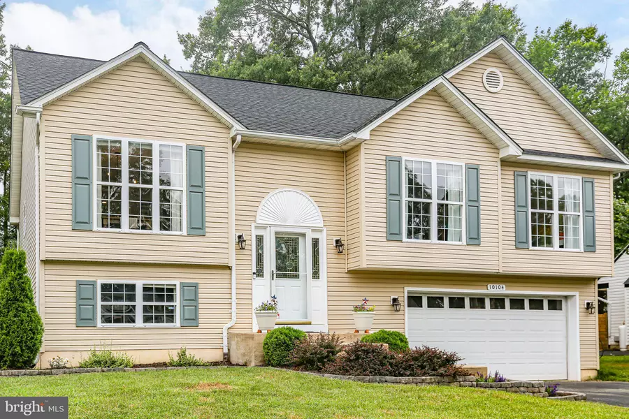 10104 S FULTON DR, Fredericksburg, VA 22408