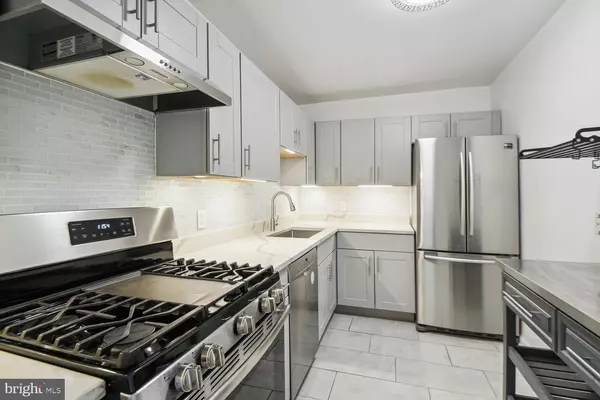 Bethesda, MD 20816,5101 RIVER RD #910