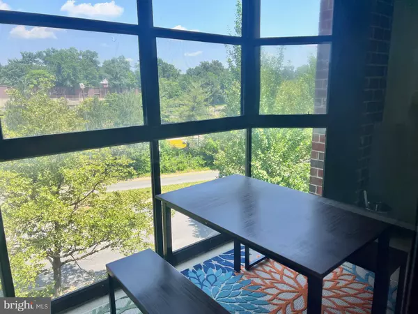 Arlington, VA 22201,2100 LANGSTON BLVD #406