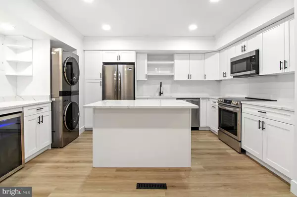 25 STONEHENGE CIR #25-4, Baltimore, MD 21208