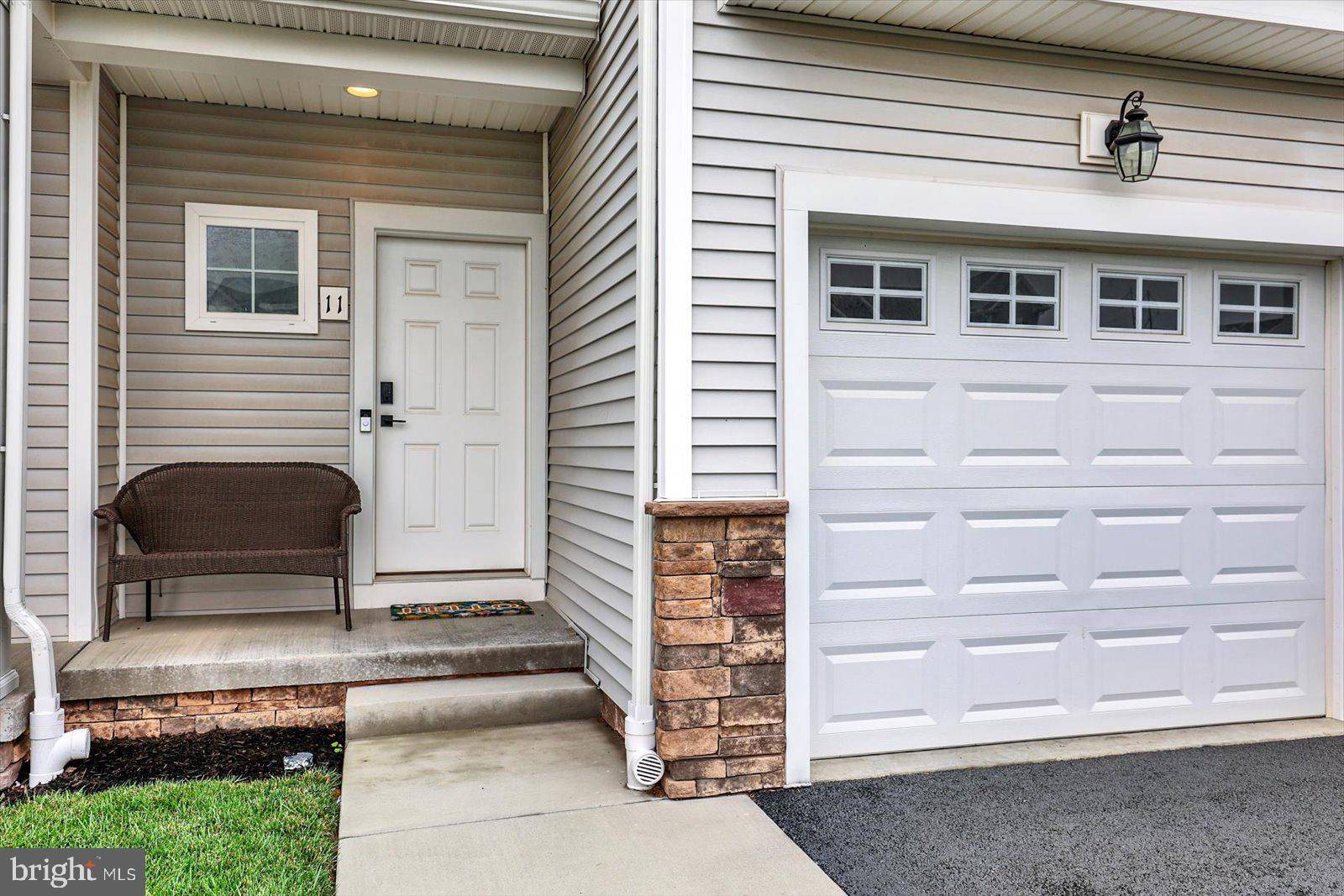 Hanover, PA 17331,11 SOLAR CT