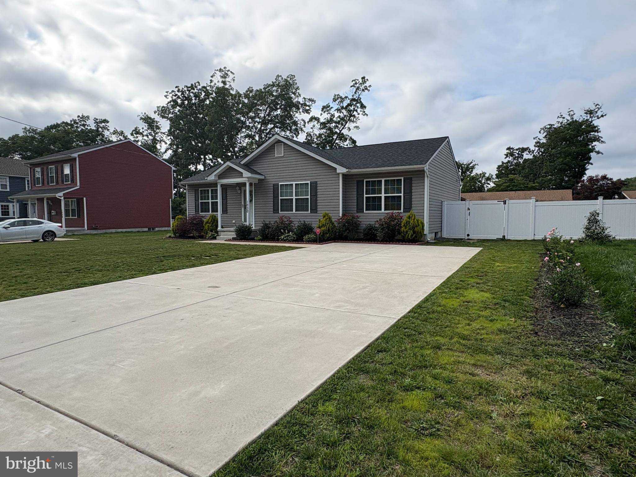 Vineland, NJ 08360,1030 CAMBRIDGE PL