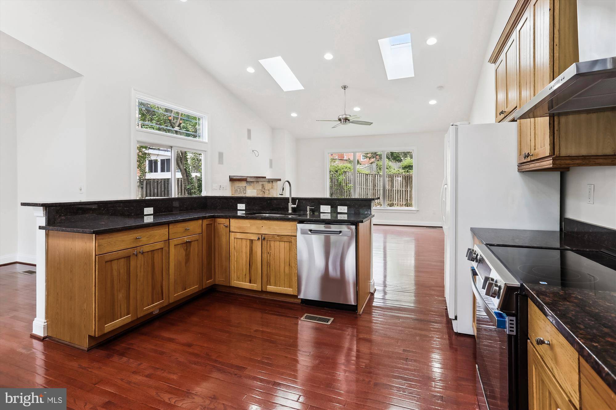 Bethesda, MD 20817,9915 ASHBURTON LN