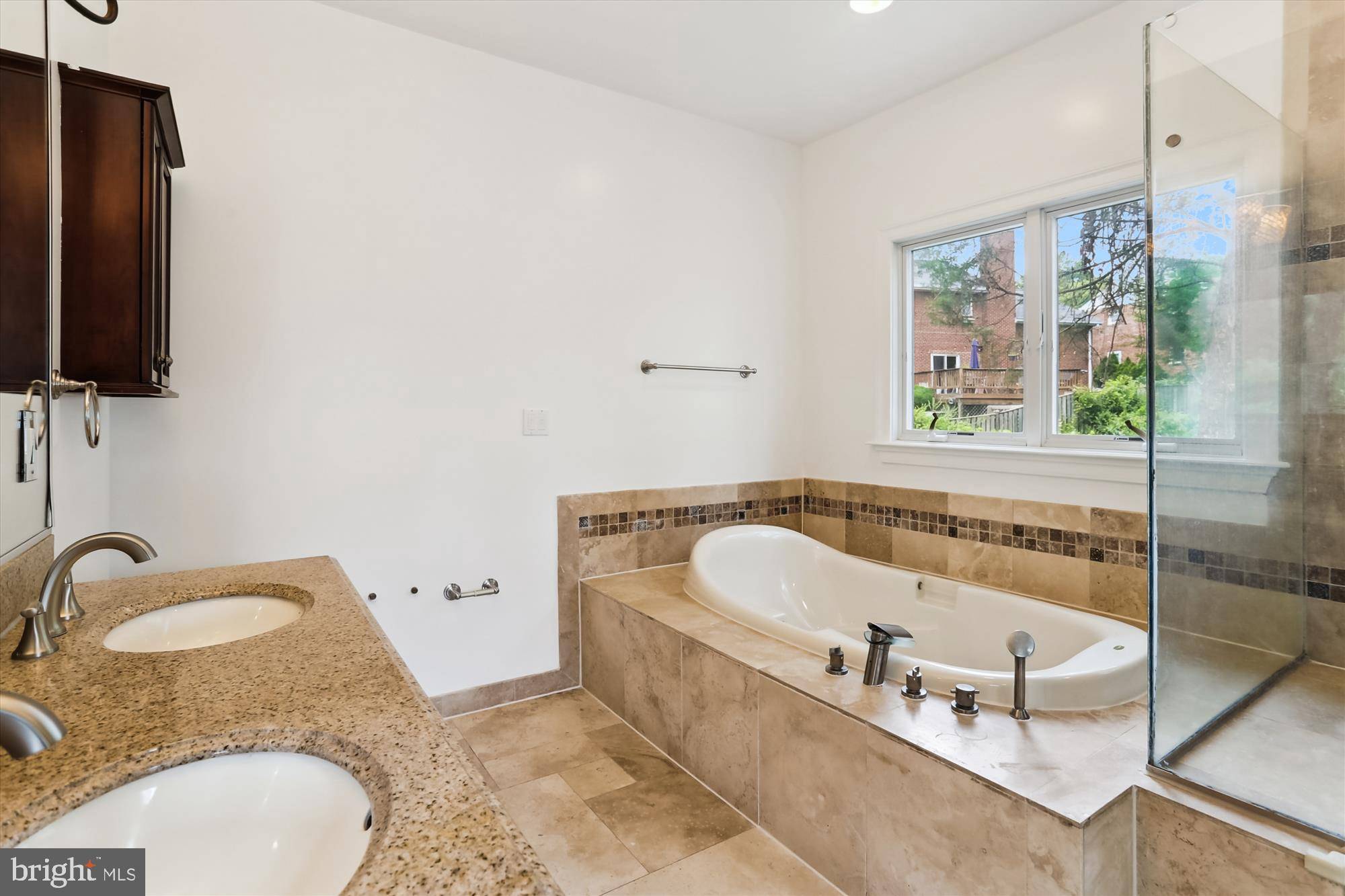Bethesda, MD 20817,9915 ASHBURTON LN