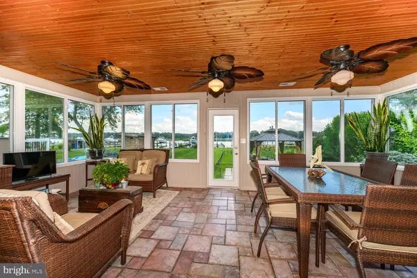 Grasonville, MD 21638,644 CHESTER RIVER BEACH RD