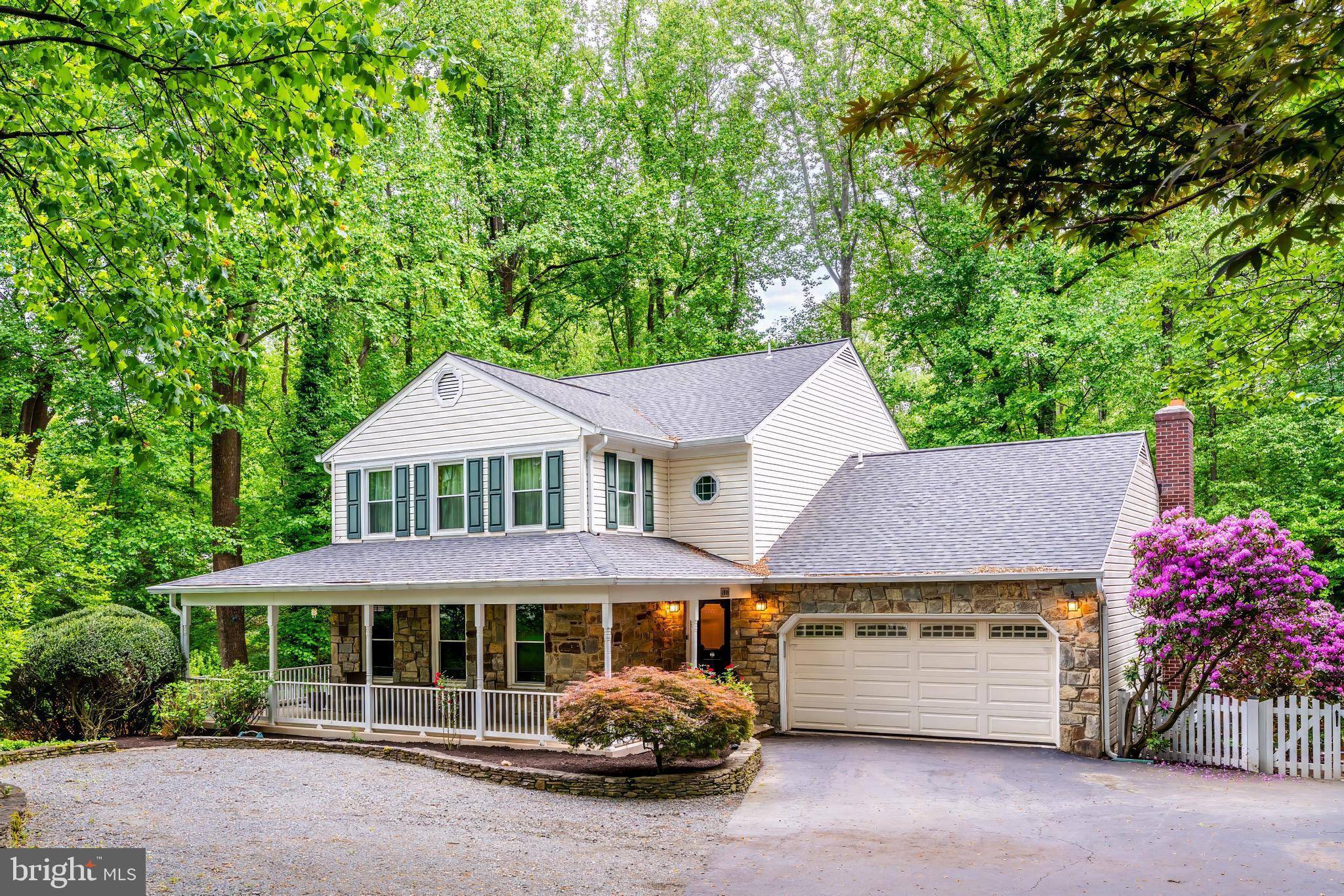 2930 FOX MILL RD, Oak Hill, VA 20171