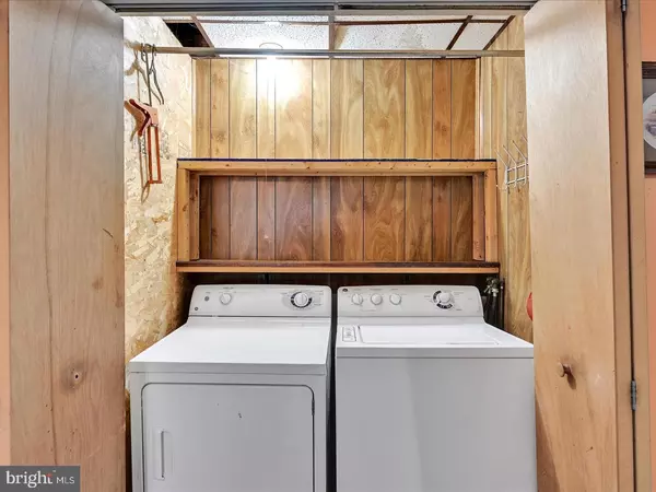 Girardville, PA 17935,384 W MAIN ST