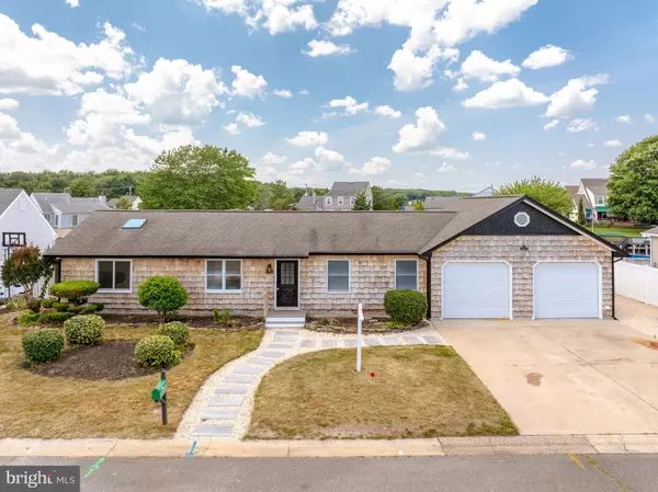 144 RODMAN DR, Manahawkin, NJ 08050