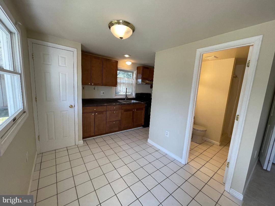 Great Falls, VA 22066,624 WALKER RD