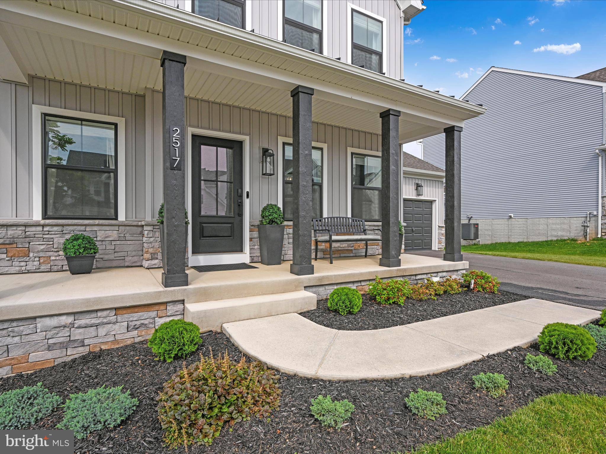York, PA 17402,2517 WOODSPRING DR