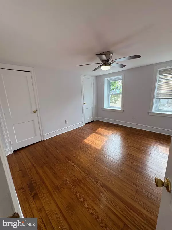 Philadelphia, PA 19127,116 GRAPE ST #4