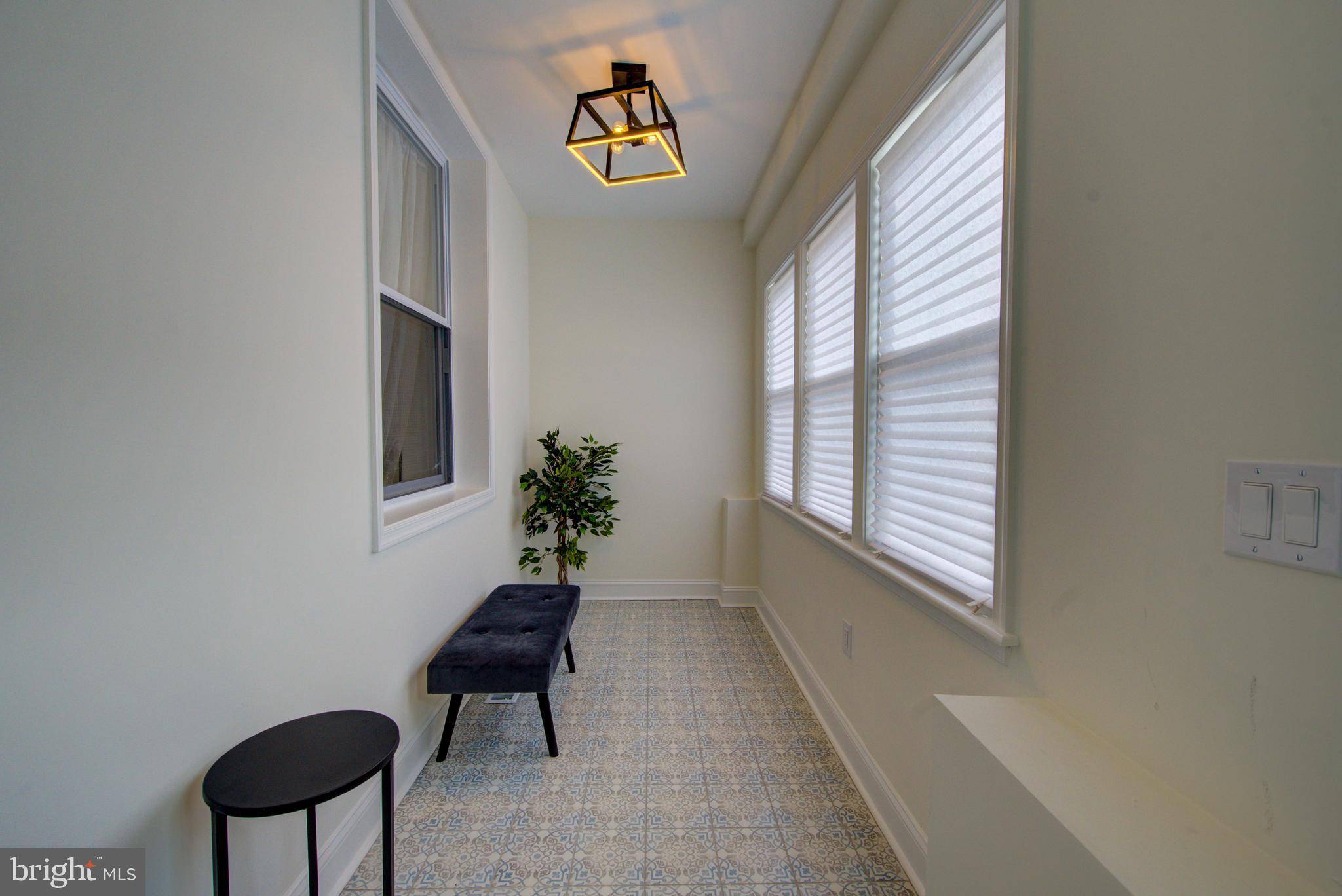 Philadelphia, PA 19143,921 S CONESTOGA ST