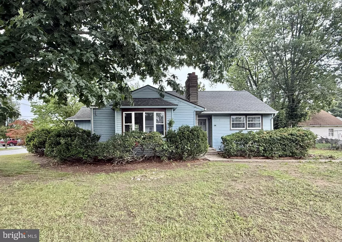 Bellmawr, NJ 08031,413 LEAF AVE