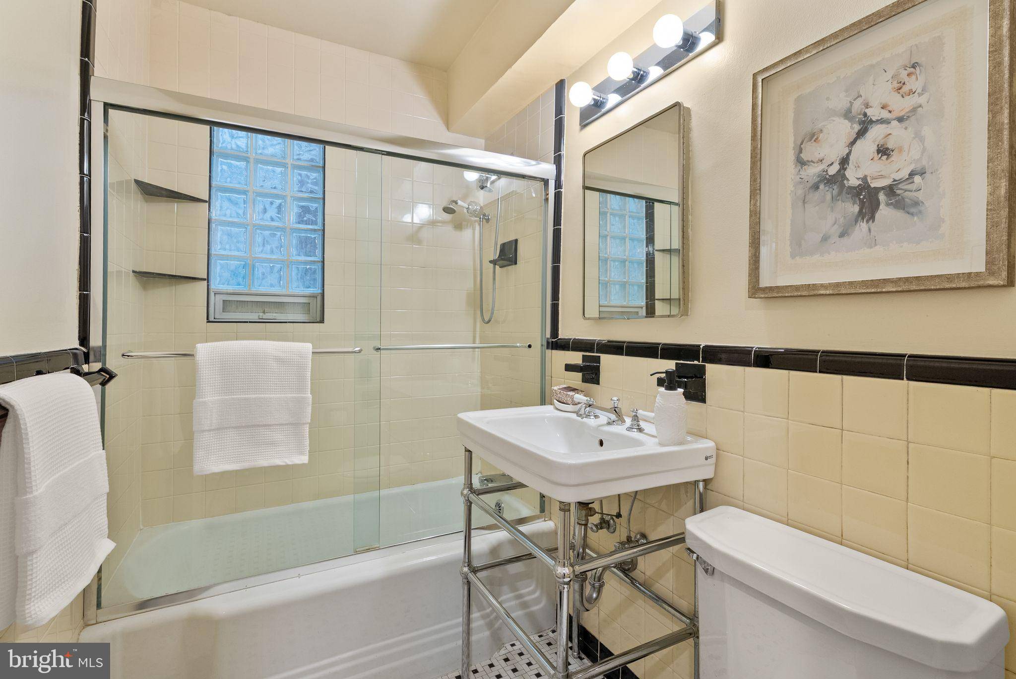 Washington, DC 20007,2500 Q ST NW #545