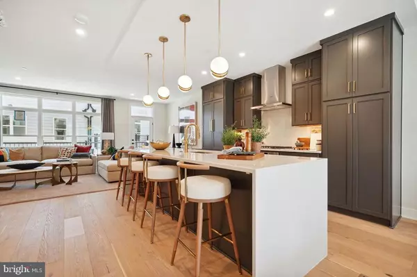 Falls Church, VA 22043,2083 TYSONS RIDGELINE RD #ELEVATOR LOT 80