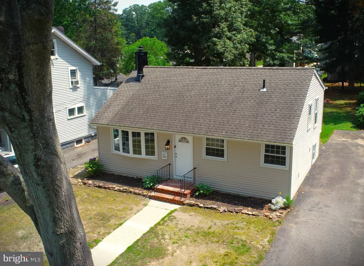 Pitman, NJ 08071,225 LEXINGTON AVE