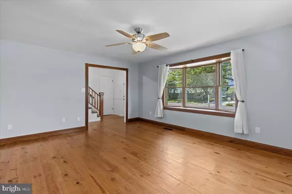 Tuckerton, NJ 08087,367 MARINE ST